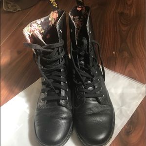 Dr Marten boots
